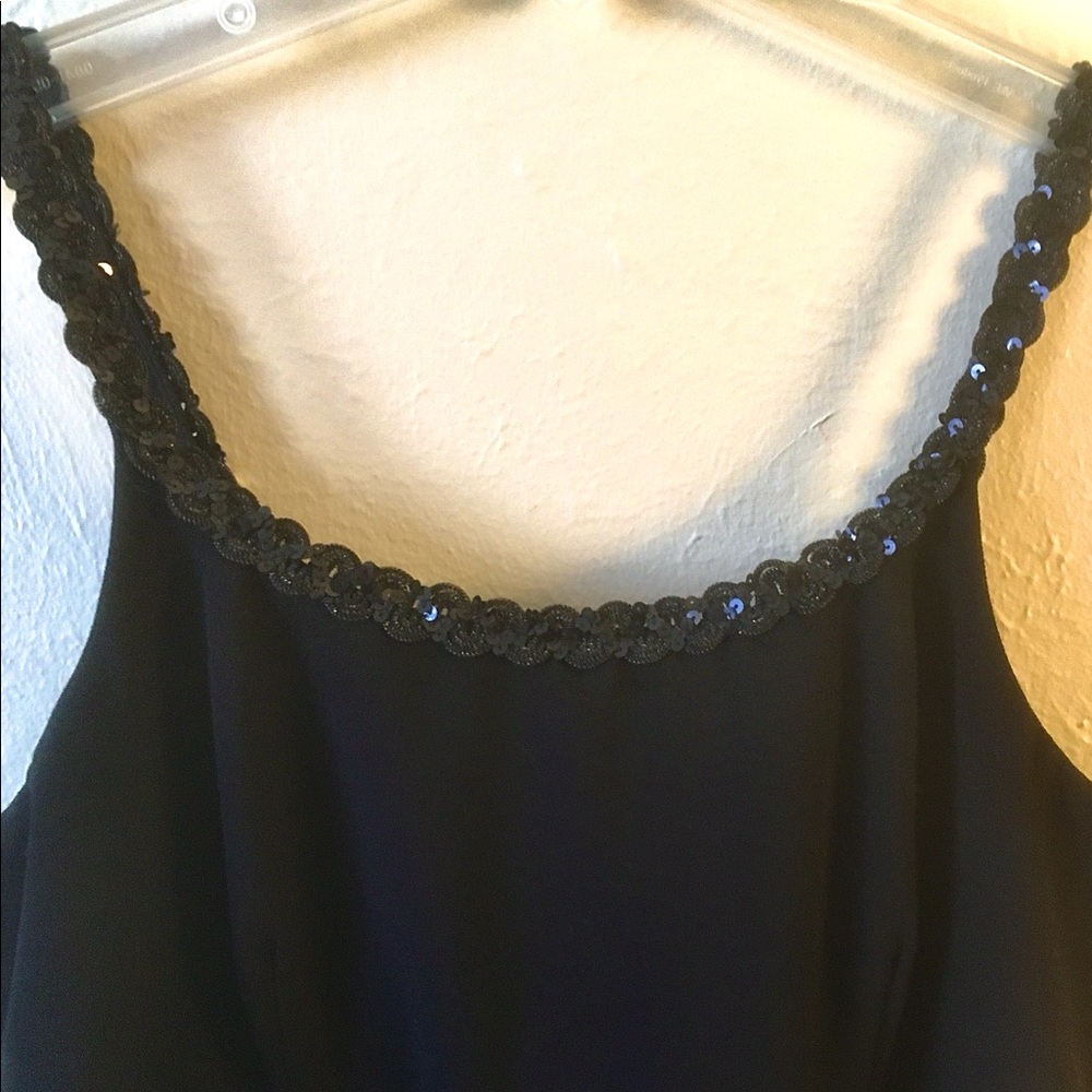 Dress - Picture 3 of 6